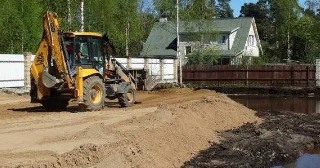 Отсыпка грунта Североморск, цена от 209 руб.