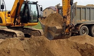 Выкопать яму экскаватором в Североморске от 937 руб. - 2Землекопа-Свм